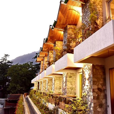 Season Hotel Найнітал Екстер'єр фото